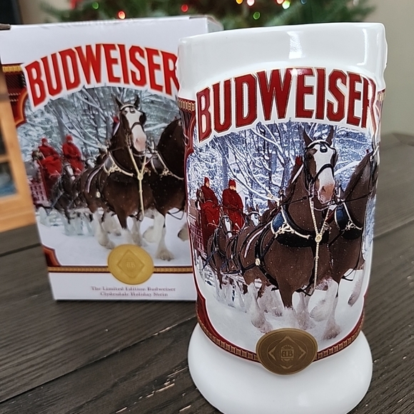 Budweiser 2021 Collectors Plaid Holiday Christmas LARGE 28 oz. Beer Stein Mug - Picture 2 of 6